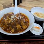 麻婆麺と半チャーハンセット
