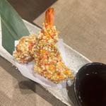 サービスランチ(海老の五色あられ揚げ)