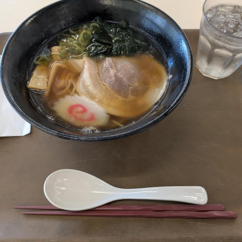 醤油ラーメン(iU Cafe)