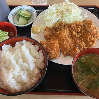 とんかつ定食