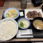 牛焼肉定食　大盛
