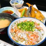 桜エビしらす丼 天ぷら 大盛り