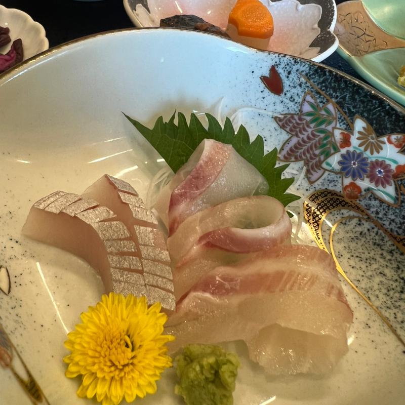 お造り(花御膳)(花丸)