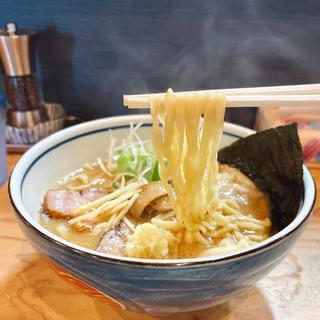 ワンタン生姜醤油ラーメン