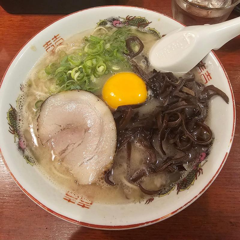 特製太宰府ラーメン(博多ラーメン 琉)