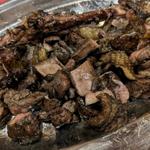 地鶏ももの炭火焼き