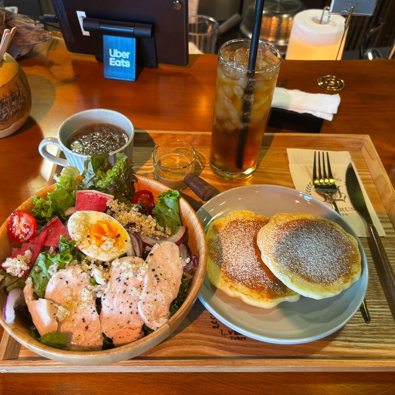 低温チキンのプロテインサラダランチセット(L.VERUS Tokyo -Cafe&Bar-)
