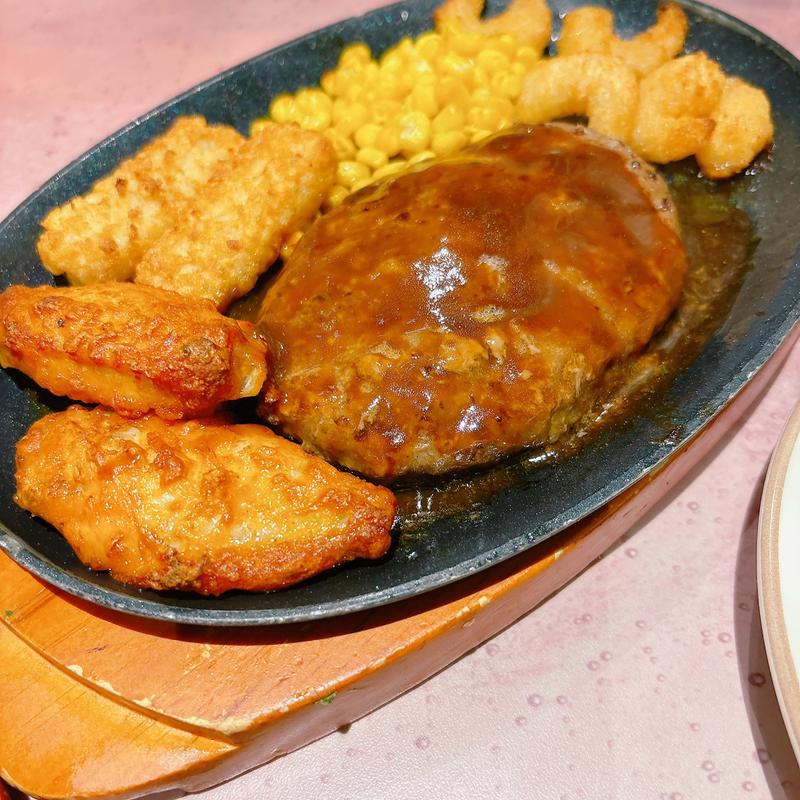 ミックスグリル(サイゼリヤ モザイクモール港北店)