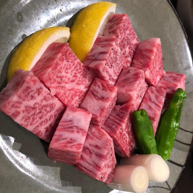 牛角切り(新鮮ホルモンランボー中目黒店)