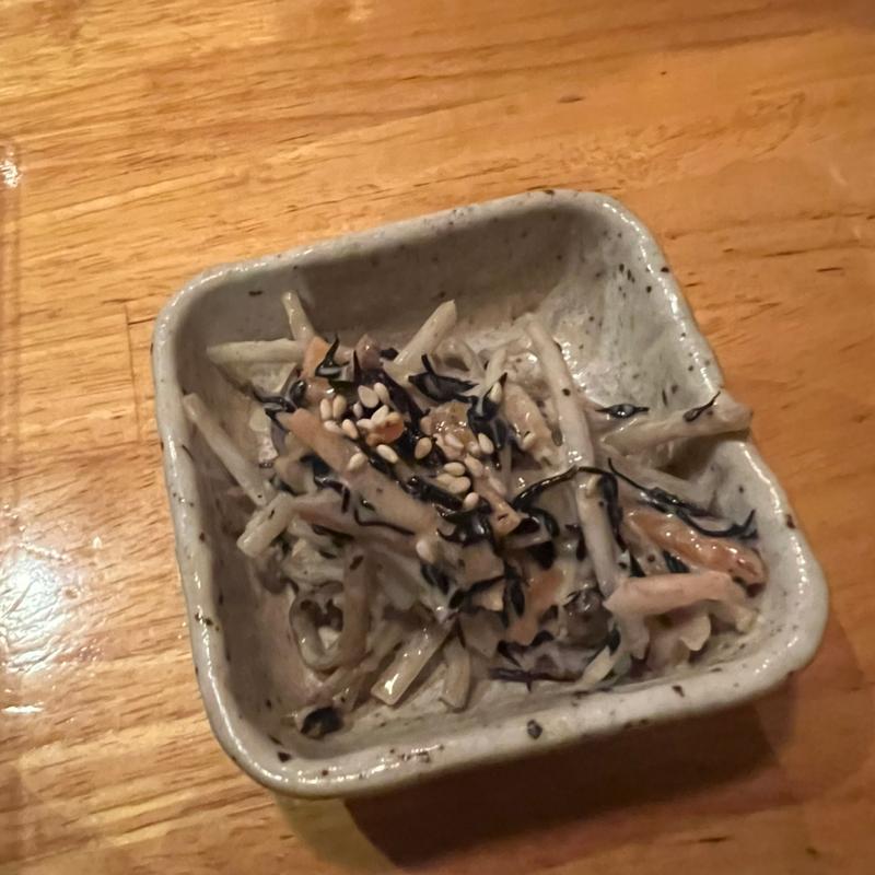 お通し(ごぼうサラダ)(やきとりやさんあっ鶏)