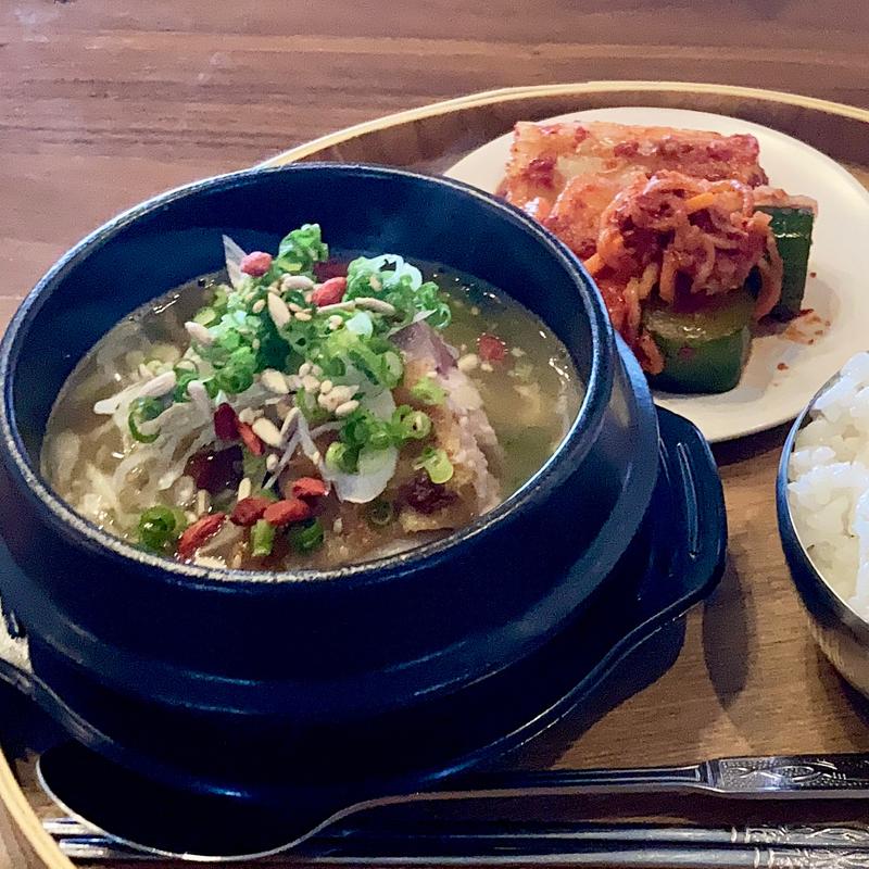 参鶏湯ランチ(韓式料理ムグンファ)