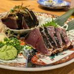土佐名物鰹の藁焼き 塩・タレ盛り合わせ