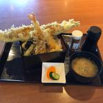 穴子一本入り特上天重