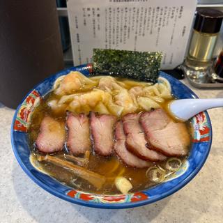チャーシューミックスワンタン麺