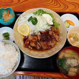 ポークソテー定食