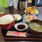魚フライとお刺身定食