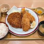 あじフライ まぐろメンチカツ定食