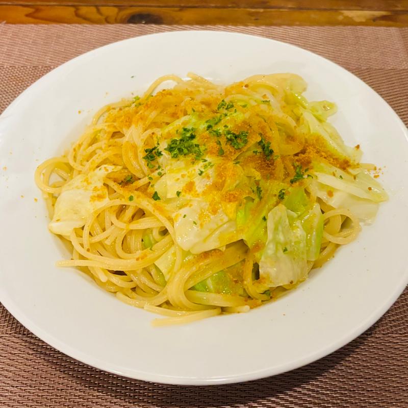 キャベツとカラスミのぺぺロンチーノ(La Coccinella （ラコッチネッラ）)