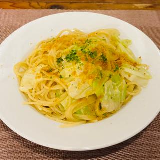 キャベツとカラスミのぺぺロンチーノ(La Coccinella （ラコッチネッラ）)