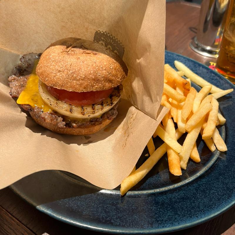 チーズバーガー(シェイク＆チップス)