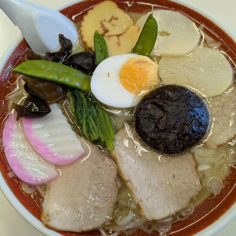 五目ワンタンメン(味世屋食堂 )