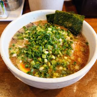 醤油豚骨らーめん 細麺 ネギだく(らぁ麺 いちご家)