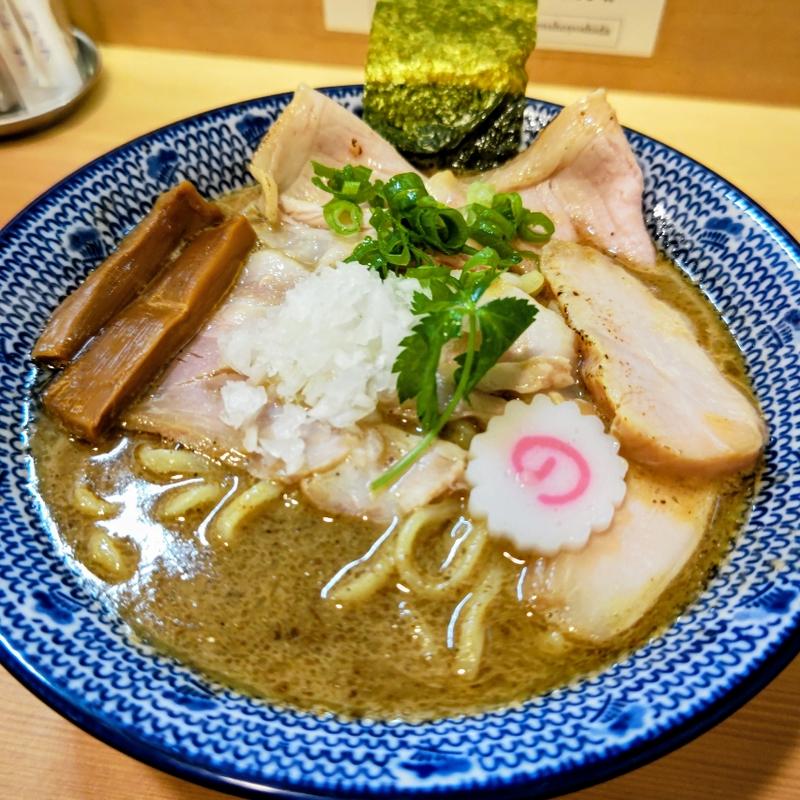 濃厚魚介豚骨中華そば＋チャーシュー(麺匠 善し田)