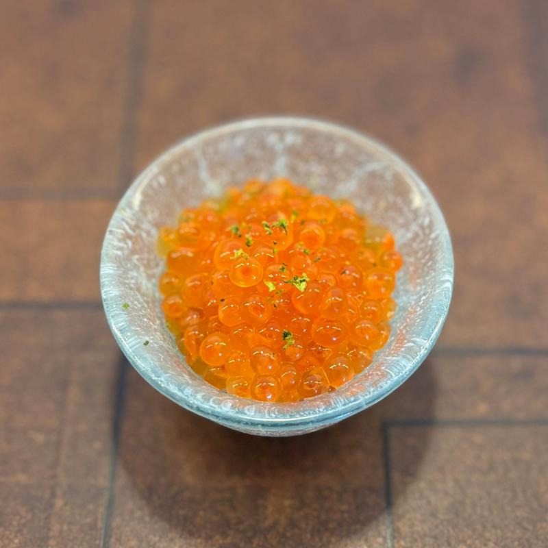 いくら(蔵—鉄板焼＆寿司)