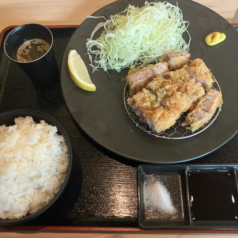 龍樹ポークの極上トンカツ定食(しゃぶしゃぶ龍樹｜代官山 ランチ お肉 隠れ家レストラン)