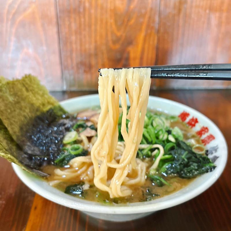 横浜らーめん(ラーメン佐倉家)