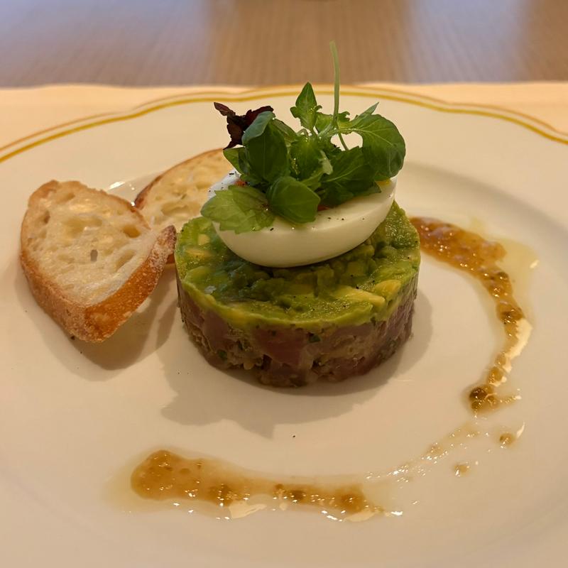 鮪のタルタル(Jolie Brasserie（ジョリー ブラッスリー）)