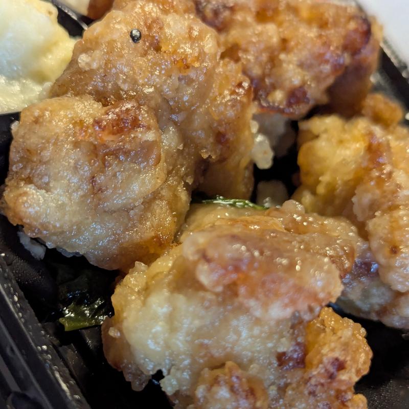 鶏もも唐揚げ弁当(スーパーベルクス 浦和原山店)