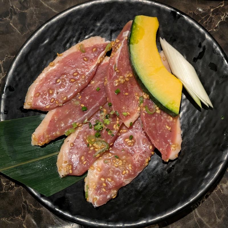 カモ塩(炭火焼肉 楽牛園)