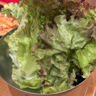 サンチュ(焼肉成)
