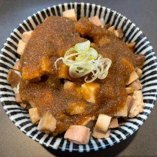 焼豚丼(らぁ麺 せんいち)
