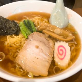 醤油ラーメン、大盛り(若奴食堂 )