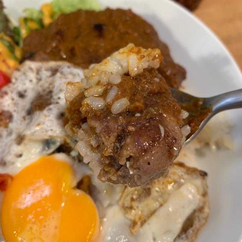 LOCO-MOCO咖喱(HUNGRY HEAVEN HAWAII CAFE(ハングリーヘブンハワイカフェ))