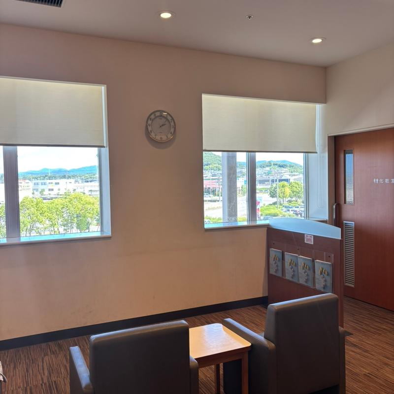 (イオンラウンジ イオンモール綾川)