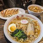 中華そば 茶碗肉カレー パリッと餃子