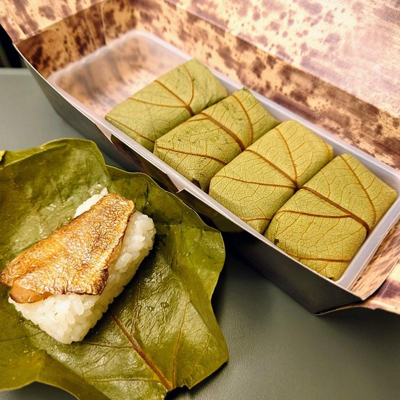 柿の葉寿し(若廣TOKYO)