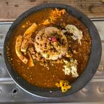 チキンキーマ+お肉カレー(花椒豆腐)+トマトカレー