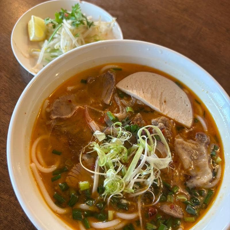 Bún bò(ベトナム料理タンマイ)