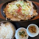 ネギ塩カルビ定食