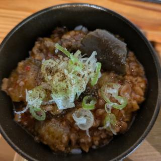 マーボーナス丼（本日のおすすめ飯）(中華そば 肴 yamago(ヤマゴ))