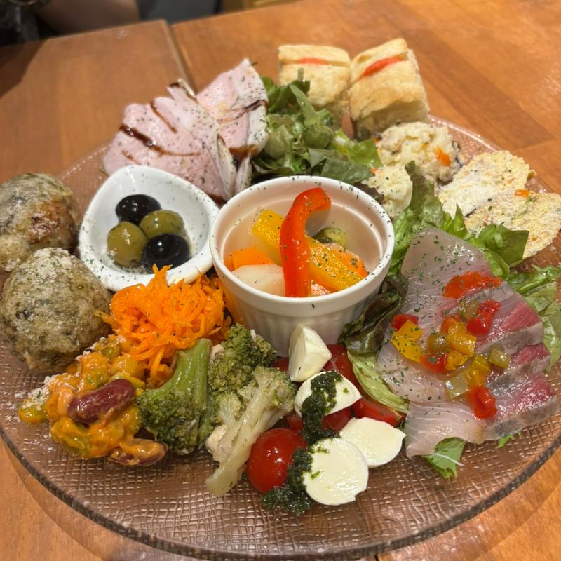 おまかせ前菜盛り合わせ(イタリアン pizzeria asse 谷町店)