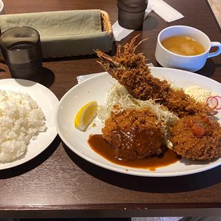 スペシャルミックス定食(ご飯大盛り)(とんかつ ひろ喜 宇治店)