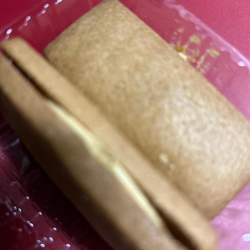 植物生まれのキャラメルサンド(ファミリーマート 札幌大通西７丁目店)