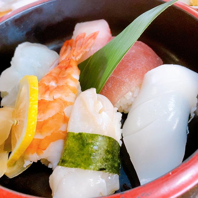 にぎり寿司（にぎり寿司御膳）(酔膳亭 みちづれ )