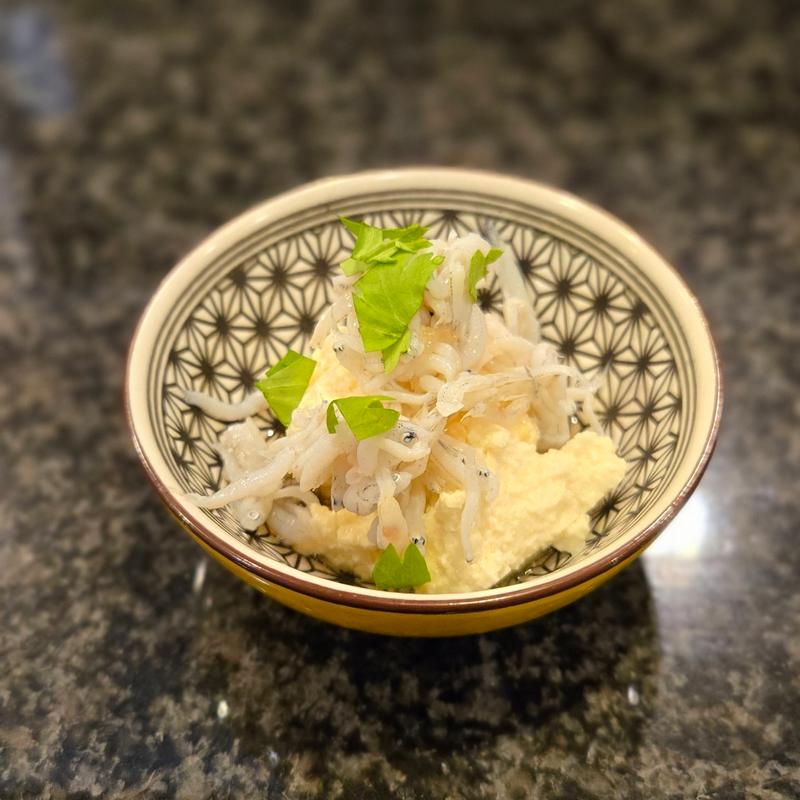 お通し(深夜食堂 桂兎 -ケイト-)