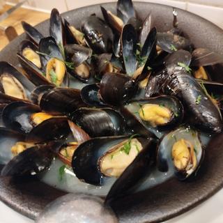 ムール貝の酒蒸し
